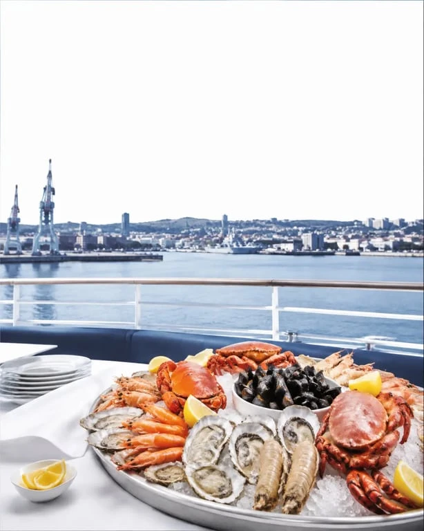 Restaurant fruits de mer Brest pendant une croisière sur la rade