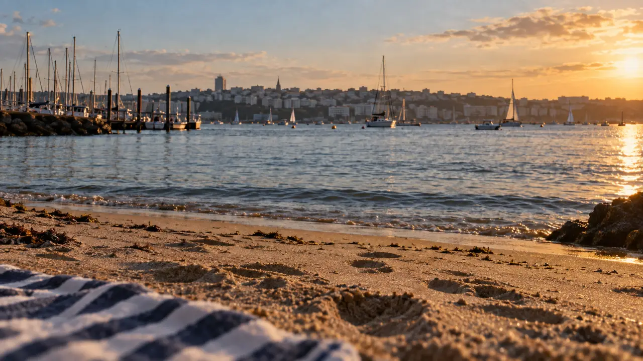 Plage du moulin blanc à Brest, serviette et vue sur la rade avant baignade
