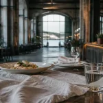Restaurants les capucins brest aux Ateliers des Capucins, table dressée