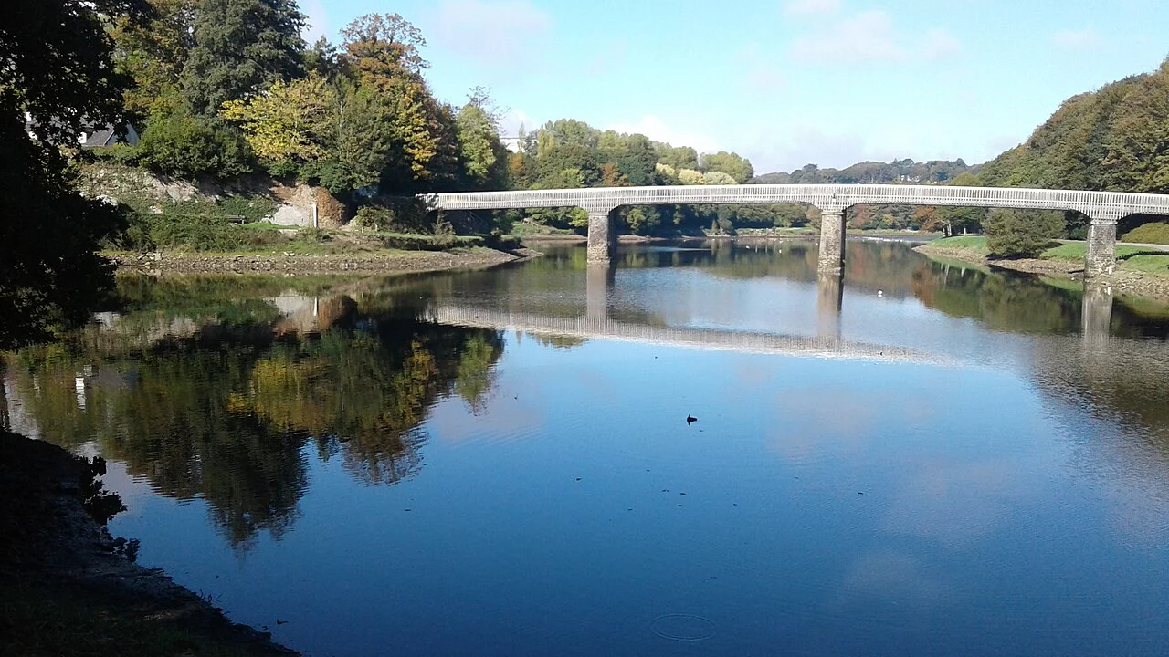 La passerelle des Pupilles sur les rives de la Penfeld.