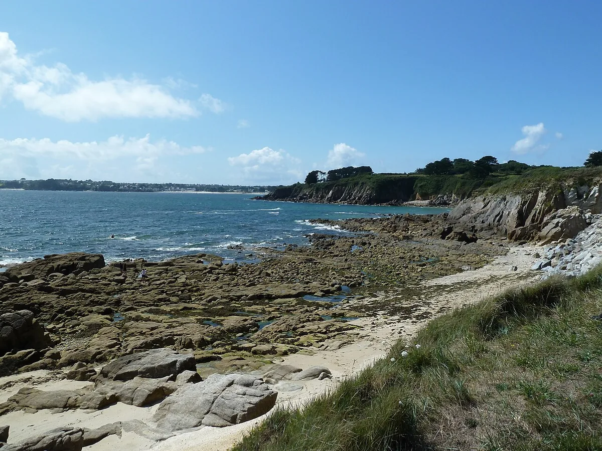 La crique de Porsmilin vue depuis la plage de Portez à Locmaria-Plouzané