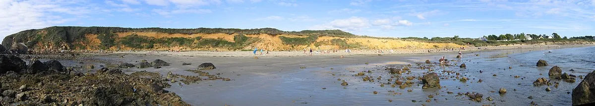 La plage de Trez Rouz, sur la côte de Crozon près de Camaret